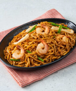 Mee Goreng by 8 crabs