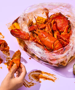 Seafood in a bag by 8 Crabs